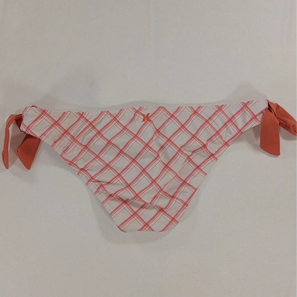 Hurley side tie